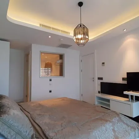 Lovely Apartment With Jacuzzi And Fantastic Sea View Near Beach In Antalya * Toslak